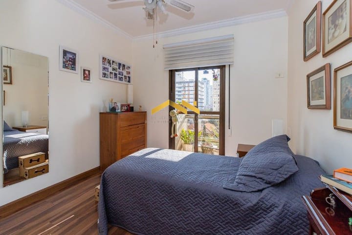 Apartamento à venda com 4 quartos, 200m² - Foto 5