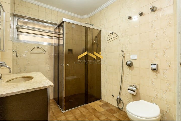 Apartamento à venda com 3 quartos, 139m² - Foto 2