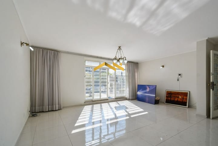 Casa à venda com 3 quartos, 282m² - Foto 32