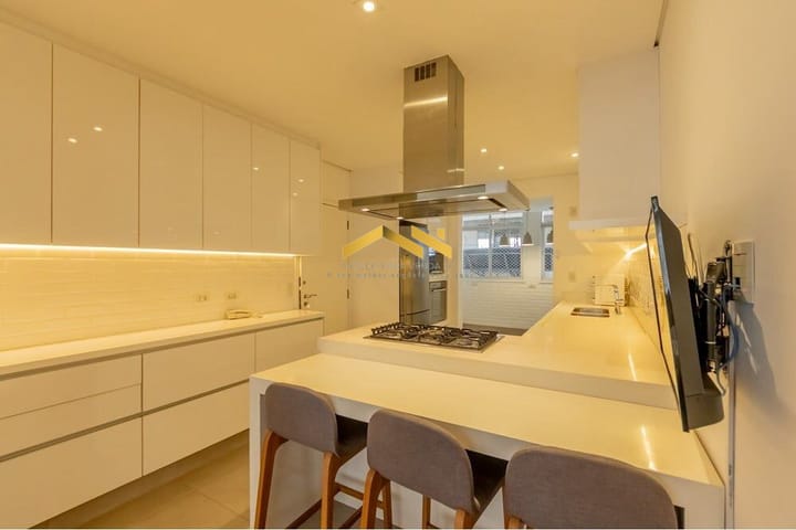 Apartamento à venda com 3 quartos, 138m² - Foto 9