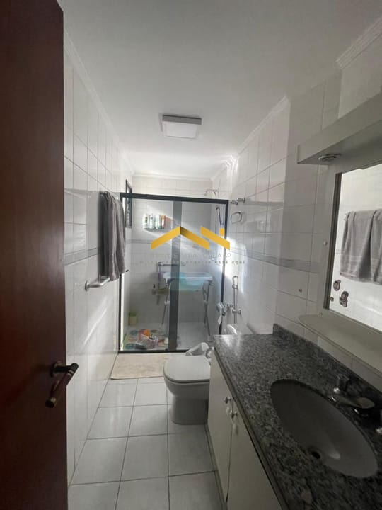 Apartamento à venda com 3 quartos, 138m² - Foto 20