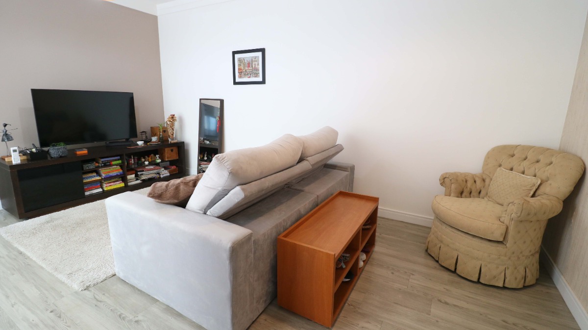 Apartamento à venda com 2 quartos, 77m² - Foto 4