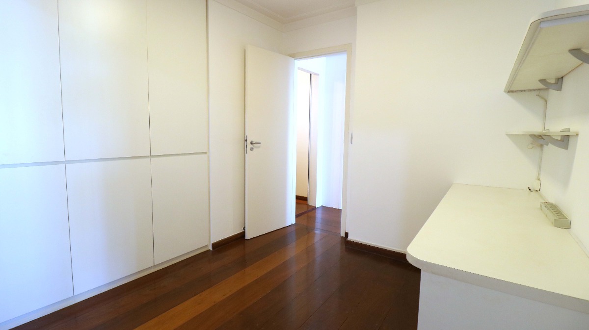 Apartamento à venda com 3 quartos, 116m² - Foto 14