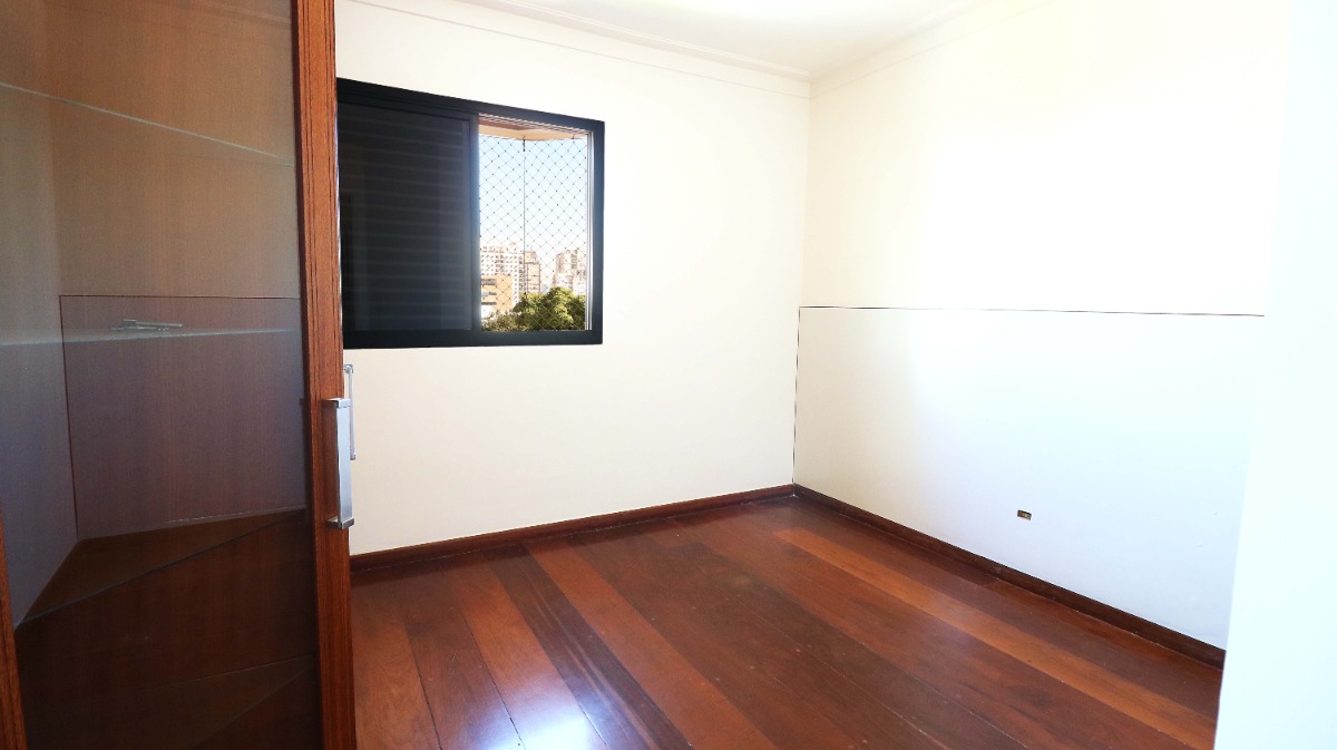 Apartamento à venda com 3 quartos, 116m² - Foto 16