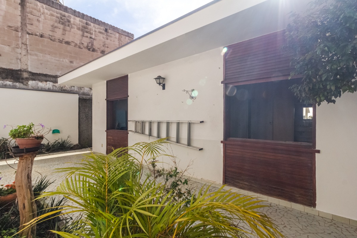 Casa à venda com 4 quartos, 307m² - Foto 27