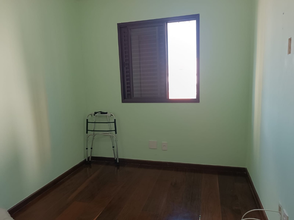 Apartamento à venda com 3 quartos, 83m² - Foto 16