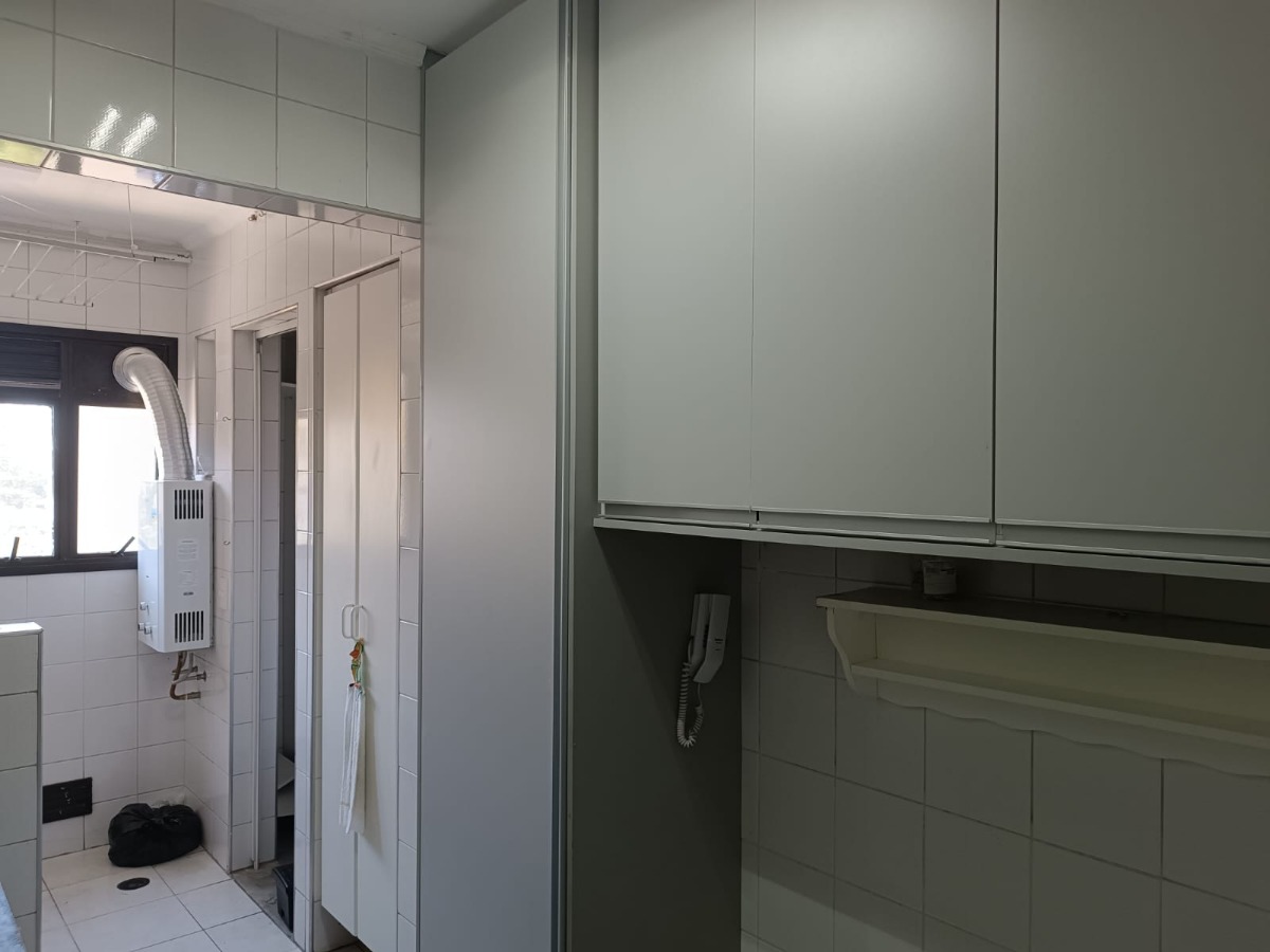 Apartamento à venda com 3 quartos, 83m² - Foto 8