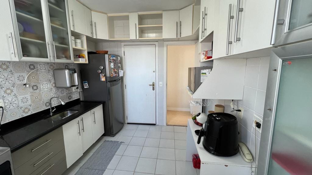 Apartamento à venda com 3 quartos, 90m² - Foto 17