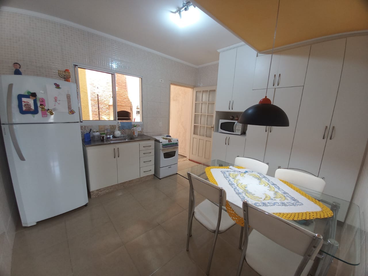 Casa à venda com 2 quartos, 65m² - Foto 3