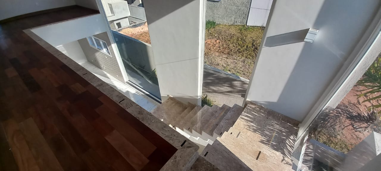 Casa à venda com 3 quartos, 226m² - Foto 12