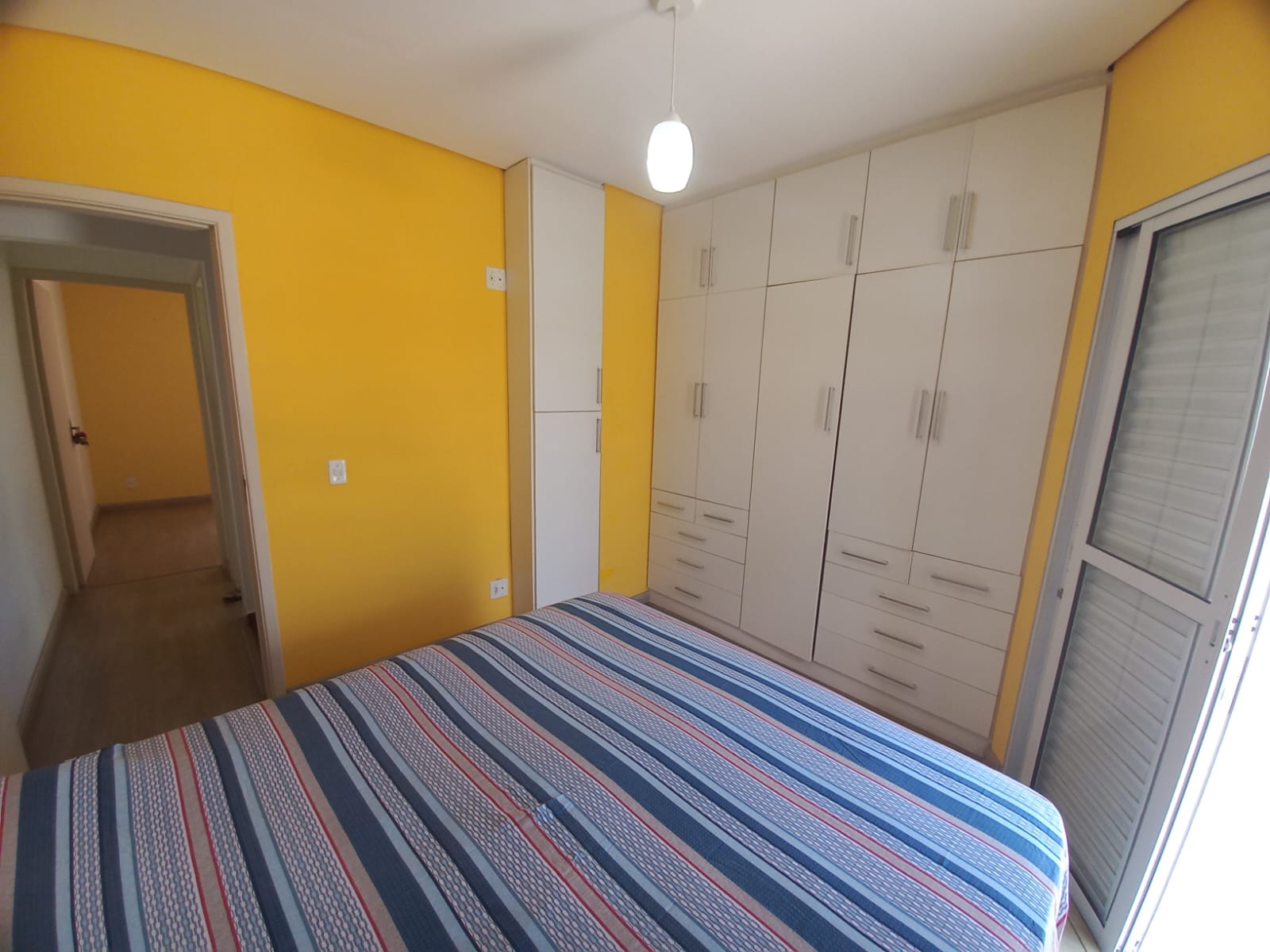 Casa à venda com 2 quartos, 65m² - Foto 9