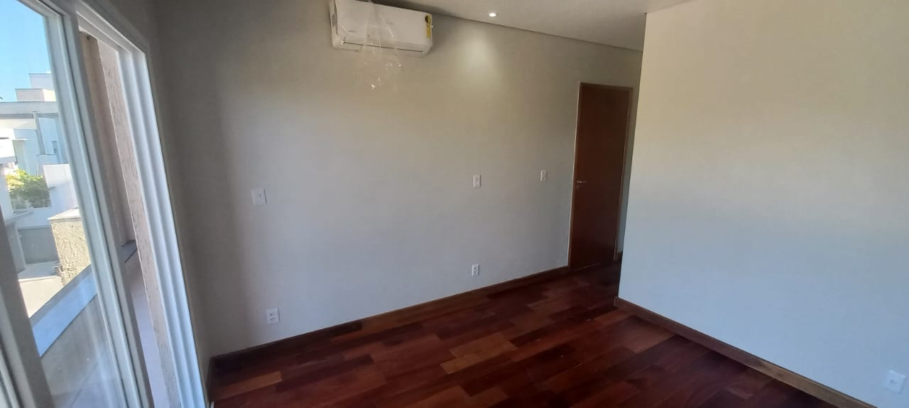 Casa à venda com 3 quartos, 226m² - Foto 24