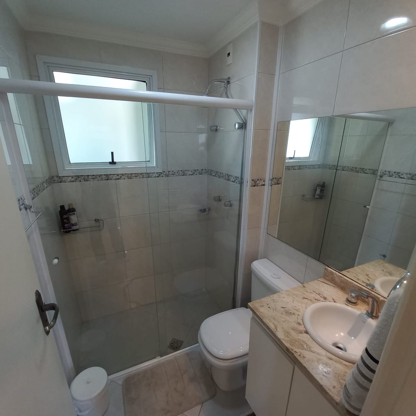 Apartamento à venda com 3 quartos, 87m² - Foto 18