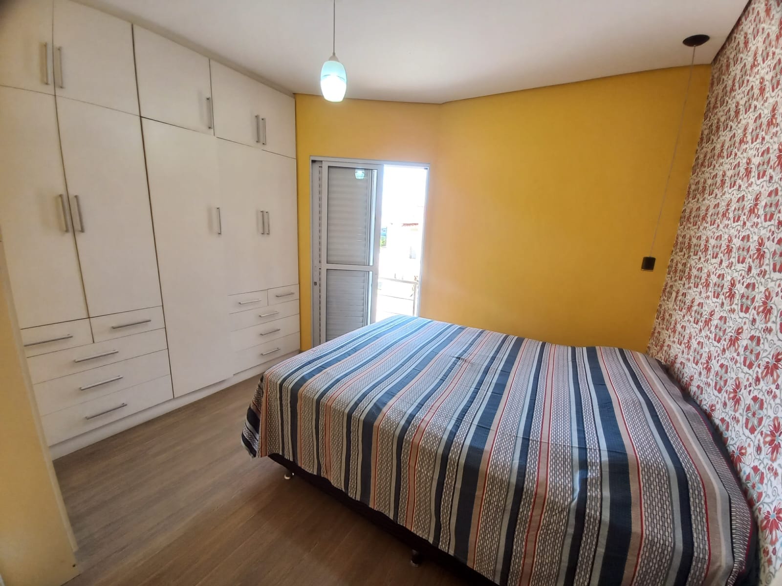 Casa à venda com 2 quartos, 65m² - Foto 8