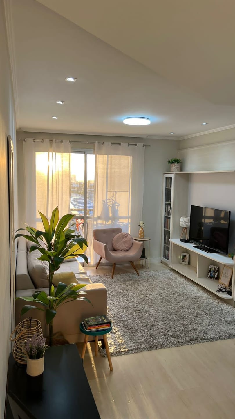 Apartamento à venda com 3 quartos, 90m² - Foto 1