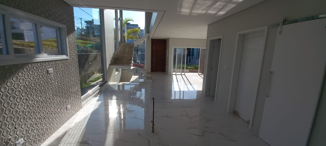 Casa à venda com 3 quartos, 226m² - Foto 7