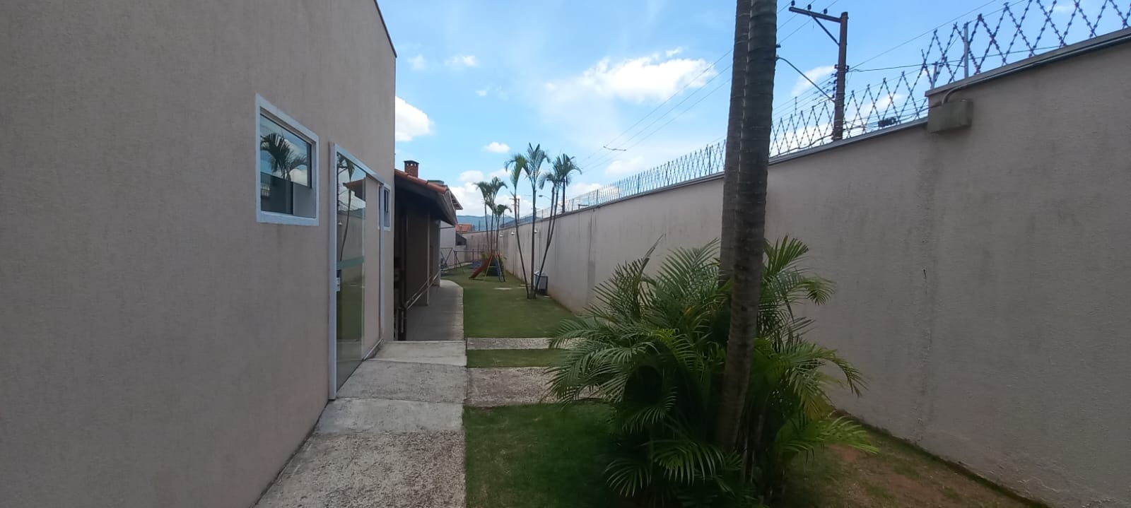 Casa à venda com 2 quartos, 65m² - Foto 19