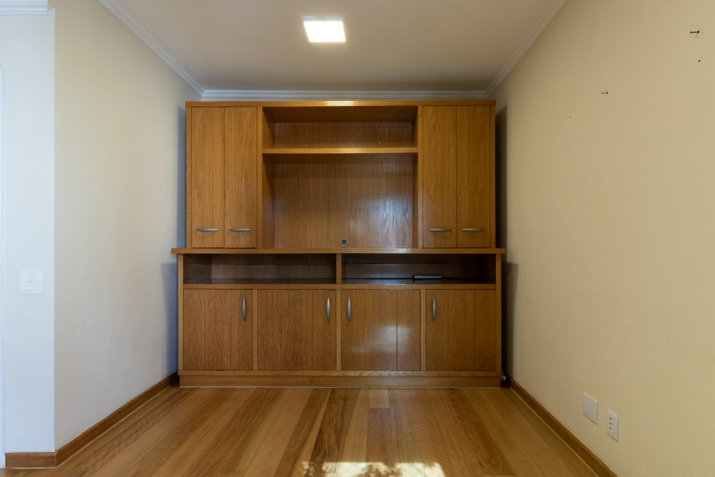 Apartamento à venda com 3 quartos, 209m² - Foto 36