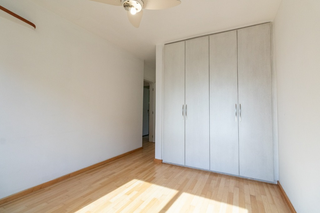 Apartamento à venda com 3 quartos, 209m² - Foto 65