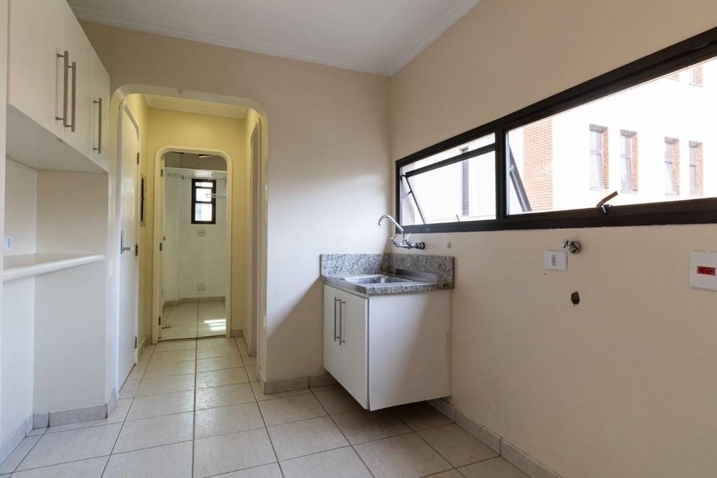 Apartamento à venda com 3 quartos, 209m² - Foto 58