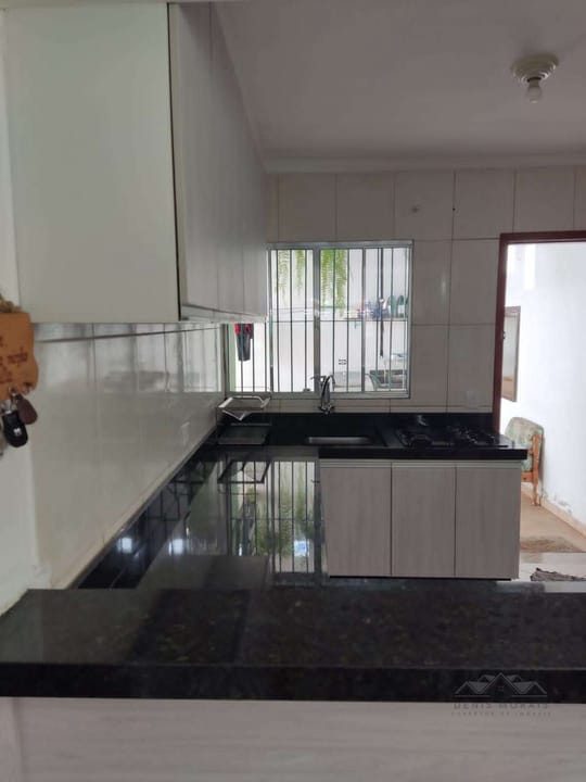 Casa à venda com 3 quartos, 109m² - Foto 8