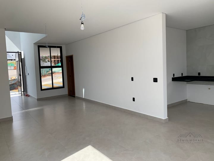 Casa à venda com 4 quartos, 204m² - Foto 29