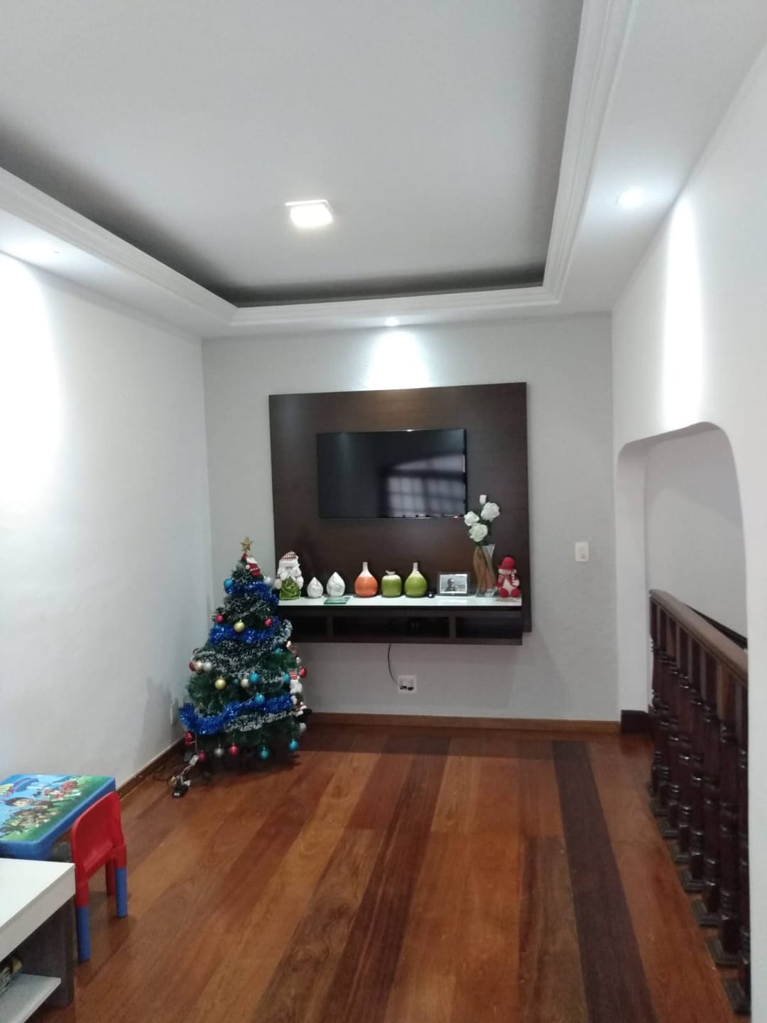 Casa à venda com 3 quartos, 300m² - Foto 9