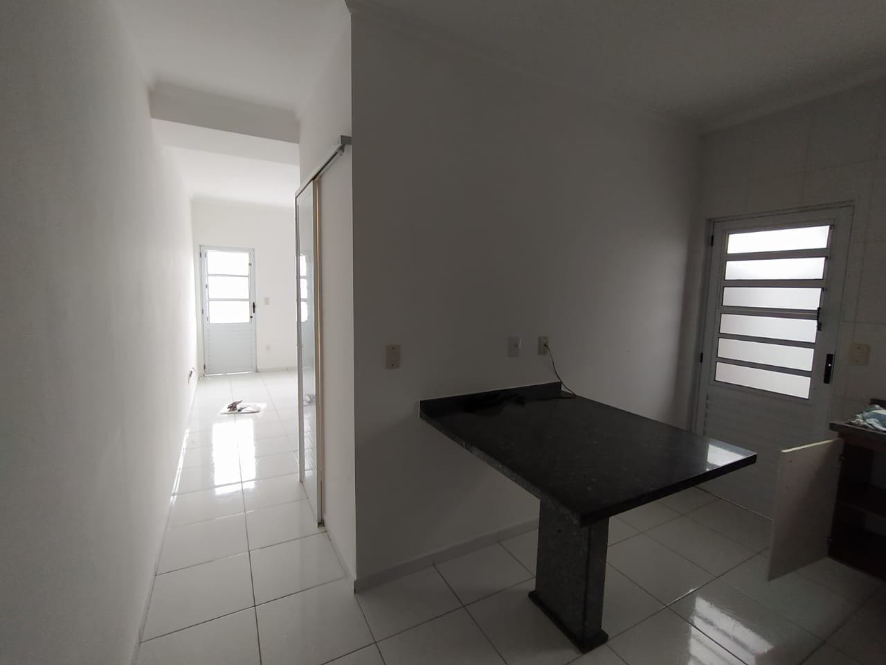 Casa à venda com 2 quartos, 67m² - Foto 10