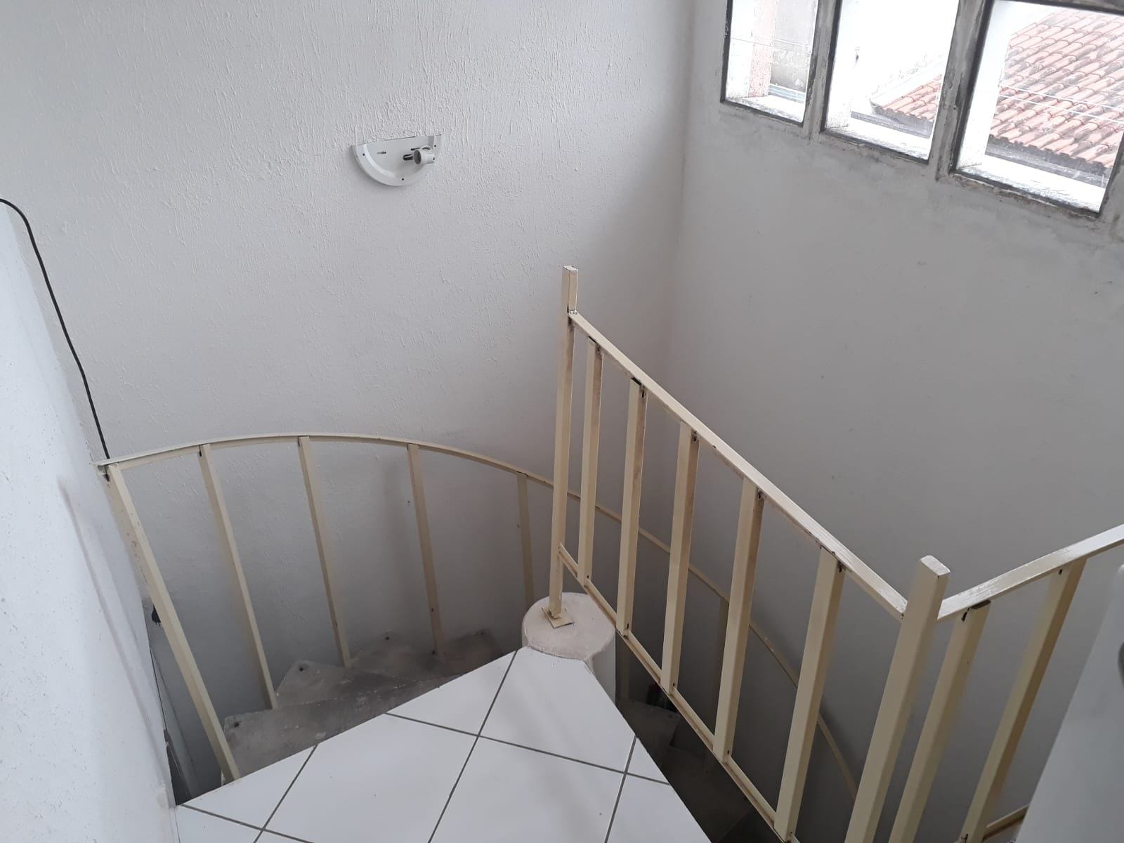 Casa à venda com 2 quartos, 90m² - Foto 24