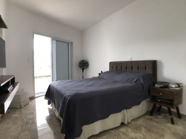 Casa à venda com 3 quartos, 200m² - Foto 5