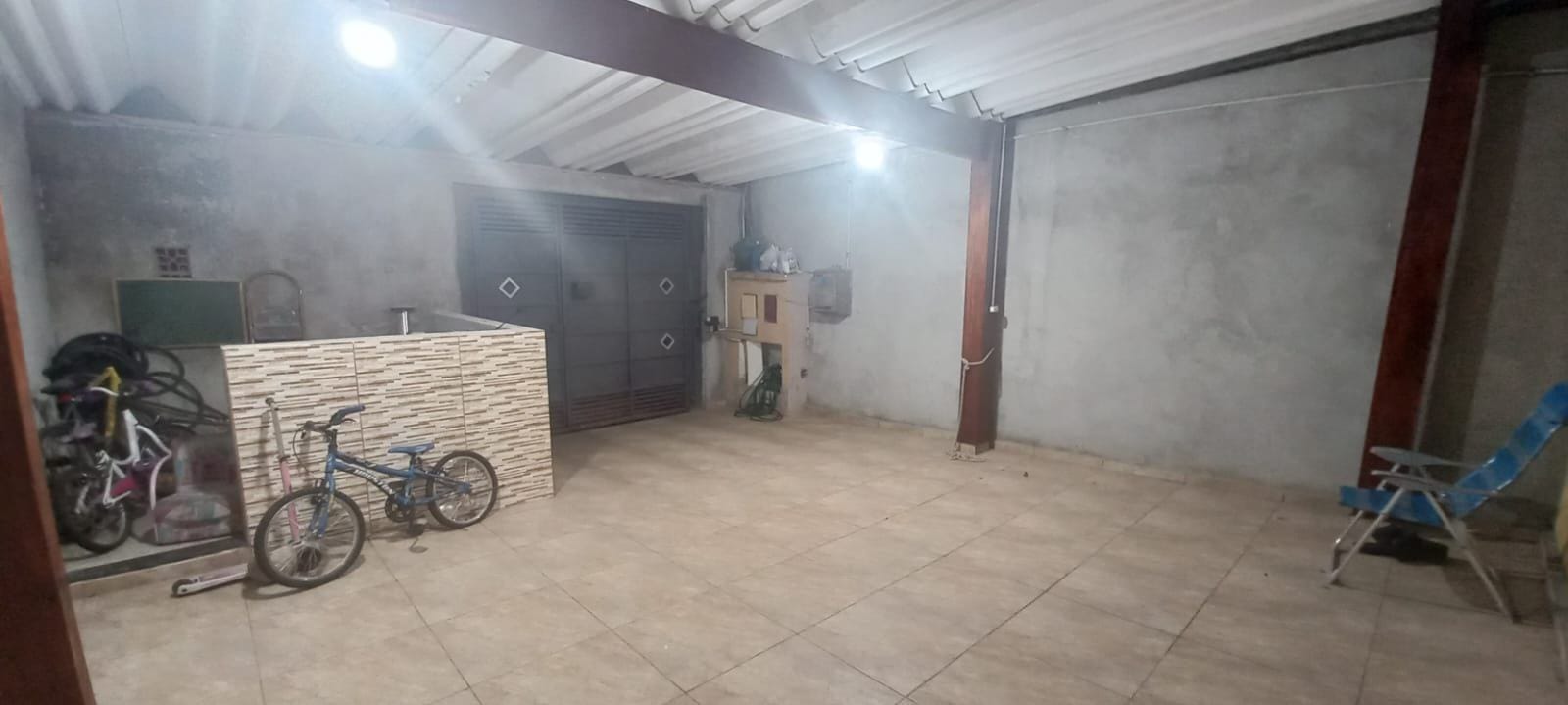 Casa à venda com 3 quartos, 140m² - Foto 1