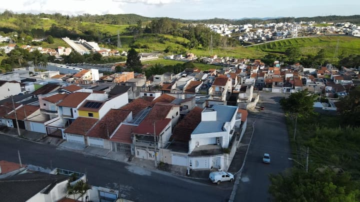 Casa à venda com 3 quartos, 200m² - Foto 14