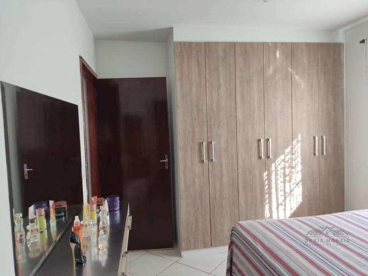 Casa à venda com 3 quartos, 109m² - Foto 10