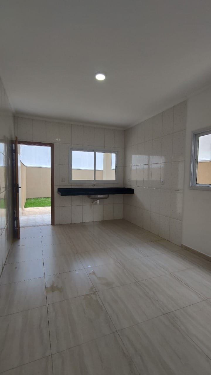 Casa à venda com 3 quartos, 130m² - Foto 13