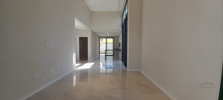 Casa à venda com 4 quartos, 200m² - Foto 8