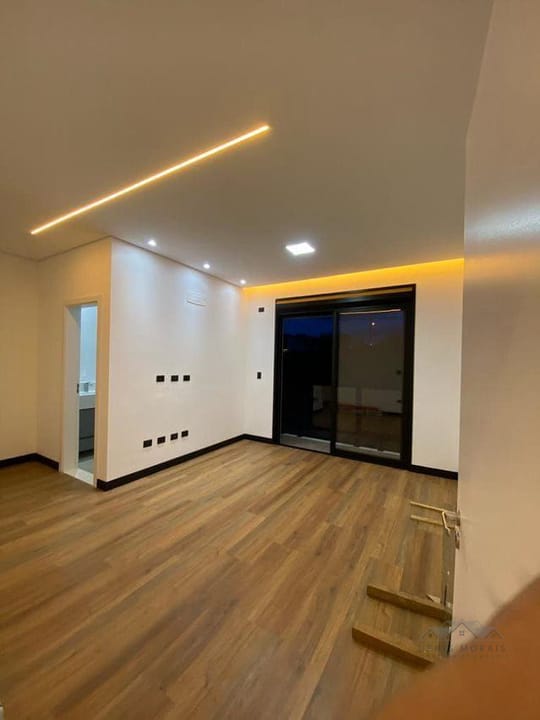 Casa à venda com 3 quartos, 176m² - Foto 8