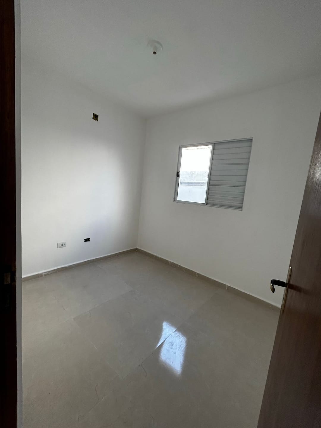 Casa à venda com 3 quartos, 67m² - Foto 8