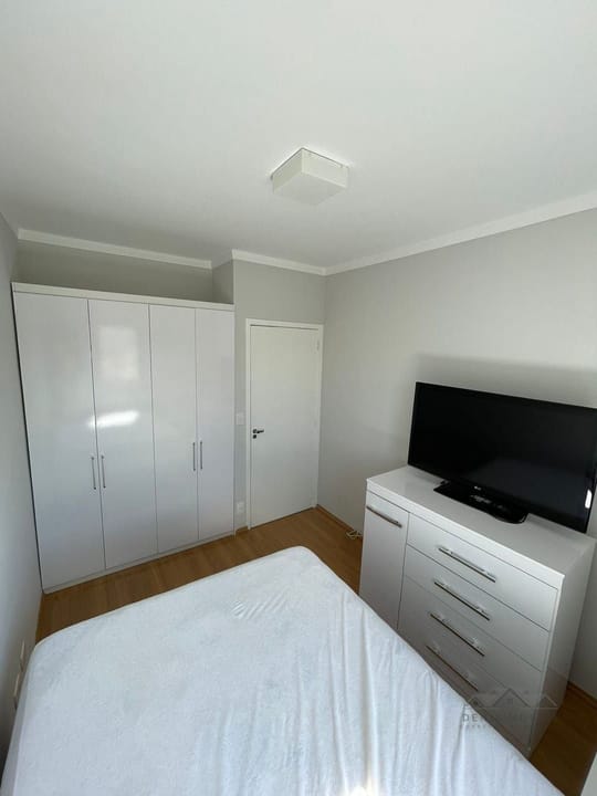 Apartamento à venda com 3 quartos, 80m² - Foto 11