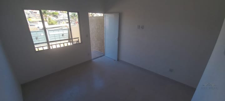 Casa à venda com 2 quartos, 77m² - Foto 4