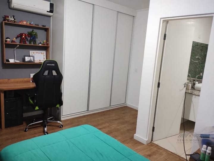 Casa à venda com 3 quartos, 200m² - Foto 13