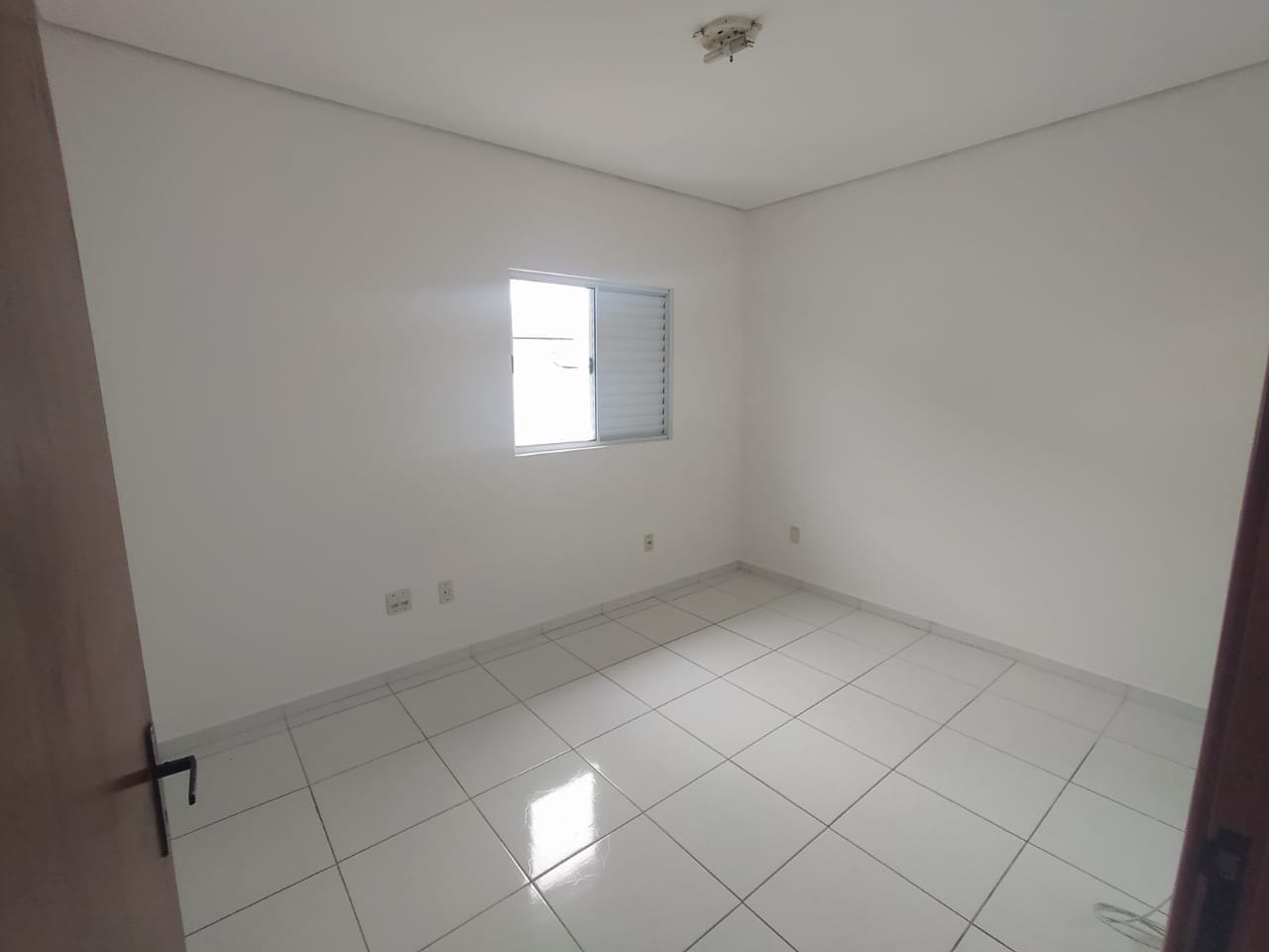 Casa à venda com 2 quartos, 67m² - Foto 16