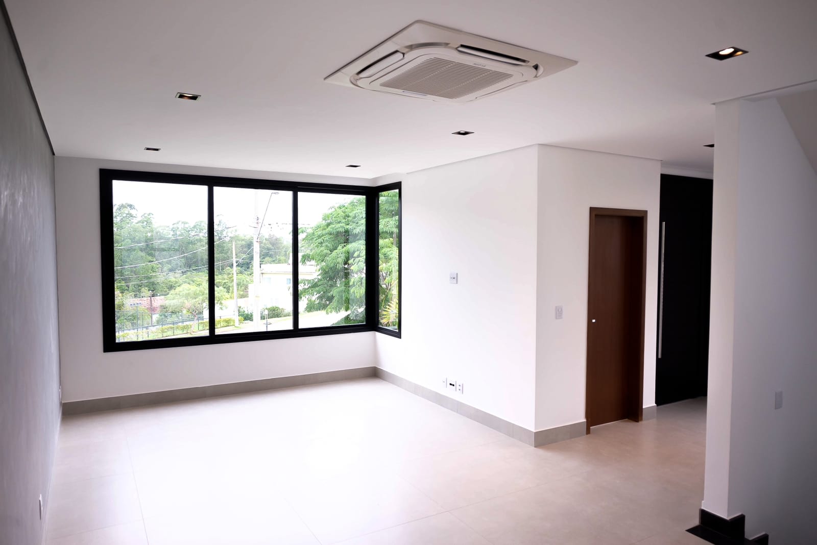 Casa à venda com 3 quartos, 253m² - Foto 16