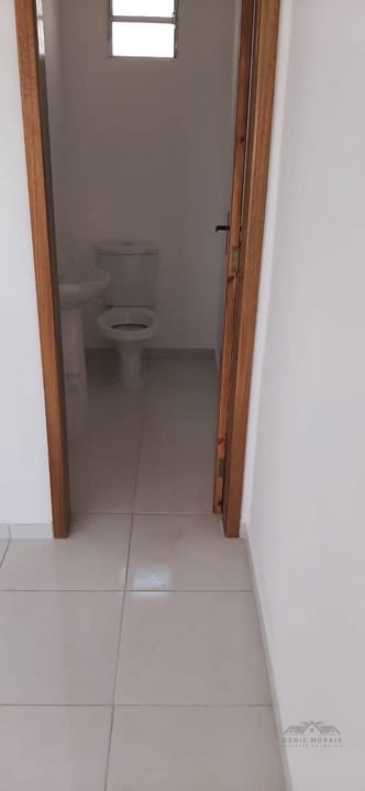 Casa à venda com 2 quartos, 59m² - Foto 7