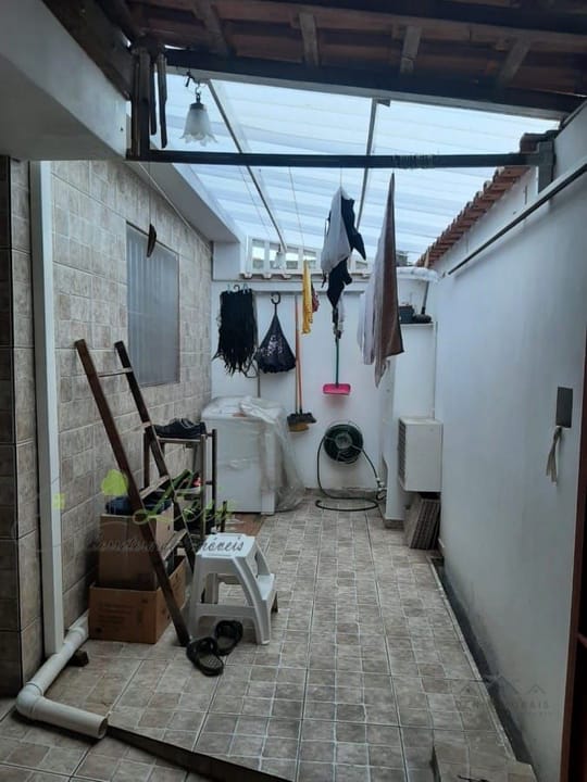 Casa à venda com 3 quartos, 83m² - Foto 13