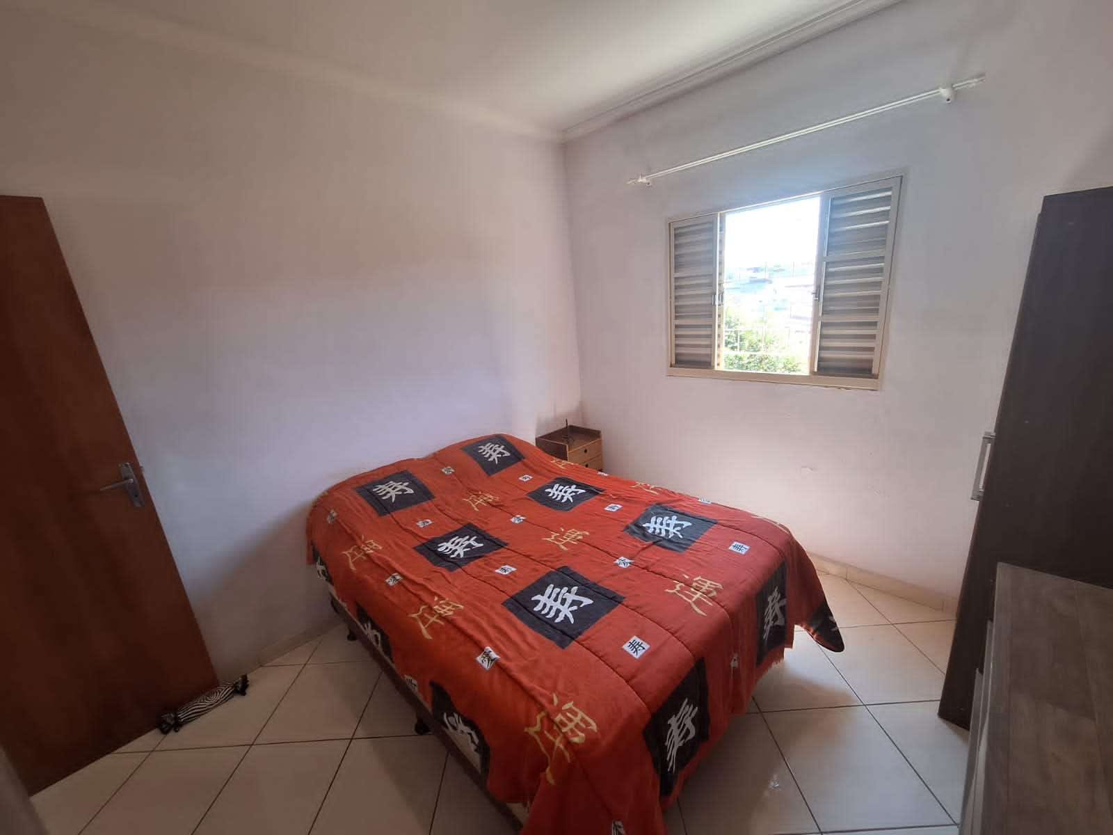 Casa à venda com 2 quartos, 90m² - Foto 18