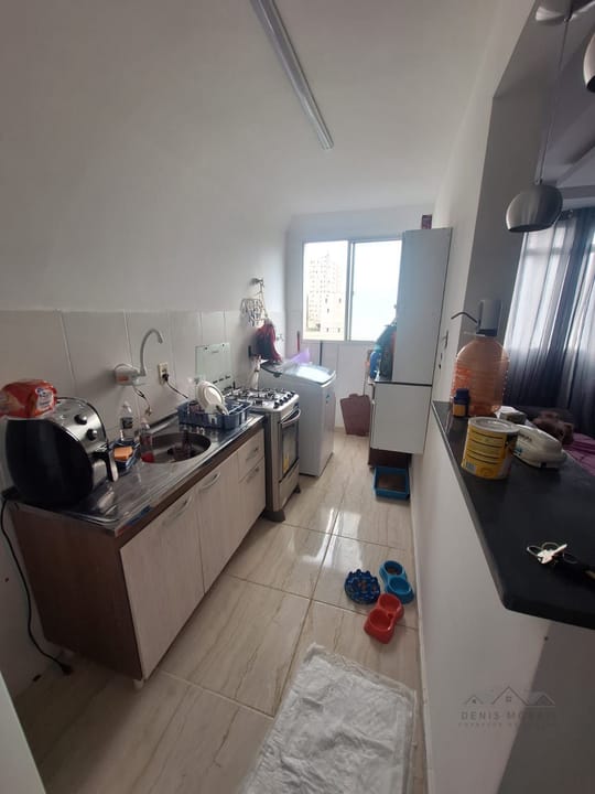 Apartamento à venda com 2 quartos, 50m² - Foto 2