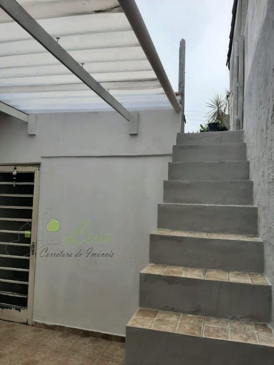 Casa à venda com 3 quartos, 83m² - Foto 11