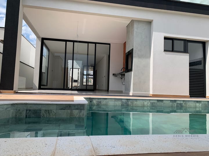 Casa à venda com 4 quartos, 204m² - Foto 14