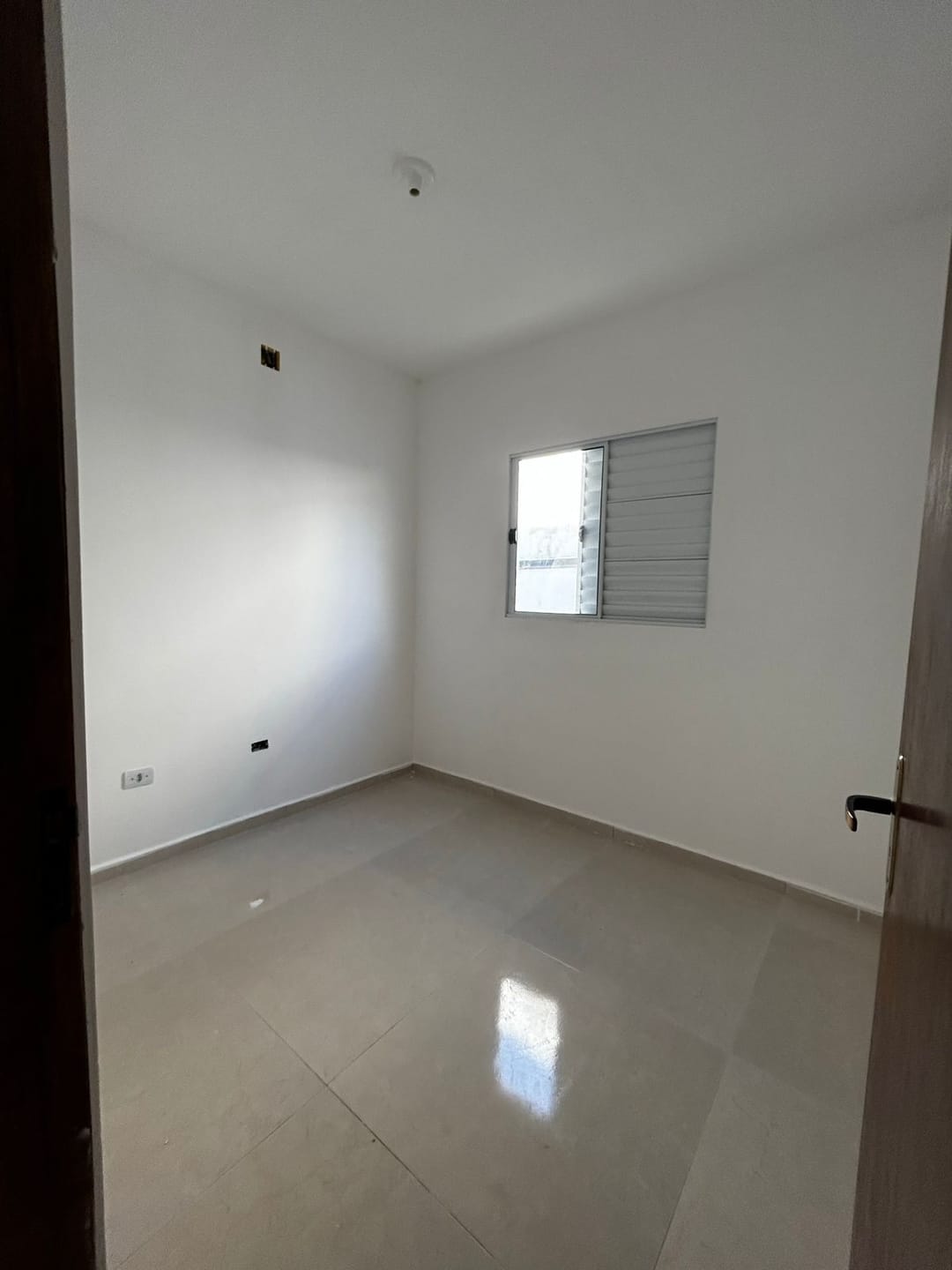 Casa à venda com 3 quartos, 67m² - Foto 7