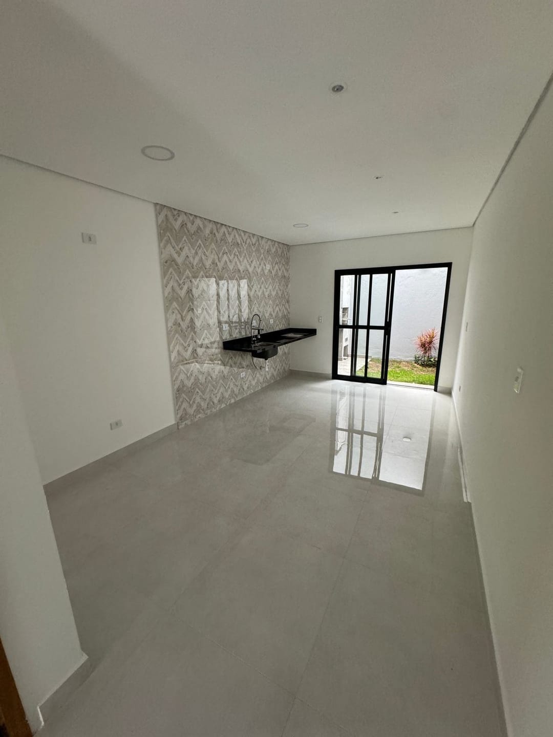 Casa à venda com 2 quartos, 100m² - Foto 5